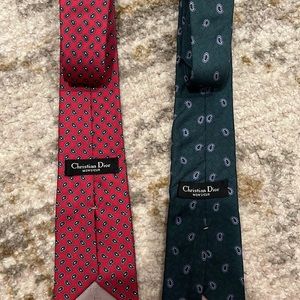 Bundle of two Silk Christian Dior Neckties ✨